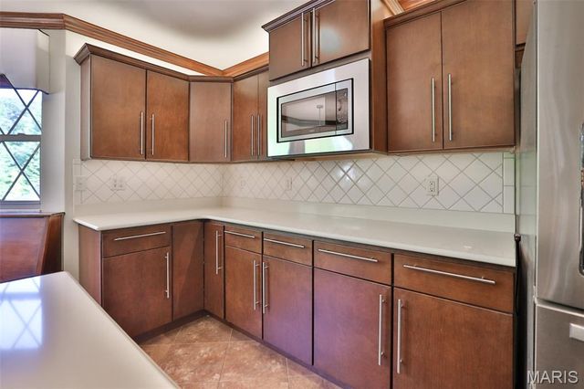 703 Peachtree Trail, Collinsville, IL 62234