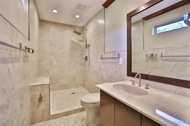 703 Peachtree Trail, Collinsville, IL 62234
