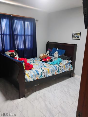 5007 Sheridan Road, Youngstown, OH 44514