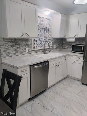 5007 Sheridan Road, Youngstown, OH 44514