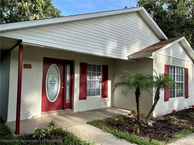 209 N 1st Avenue, Wauchula, FL 33873