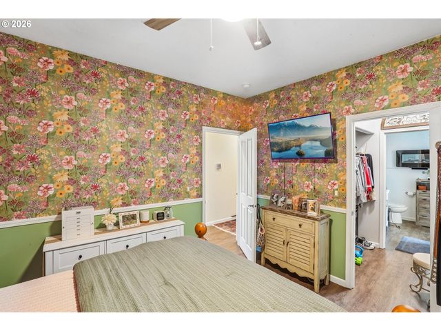1641 Nw JEFFREY Ct, Mc Minnville, OR 97128