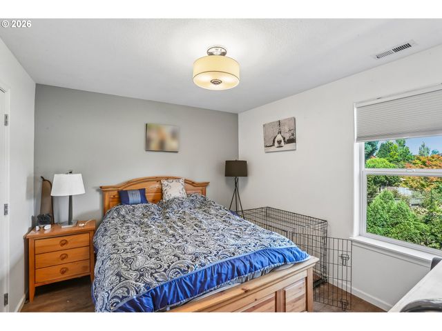 1641 Nw JEFFREY Ct, Mc Minnville, OR 97128