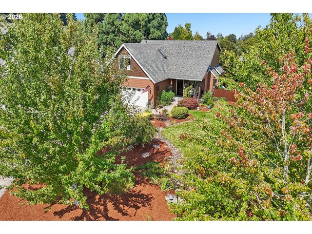 1641 Nw JEFFREY Ct, Mc Minnville, OR 97128