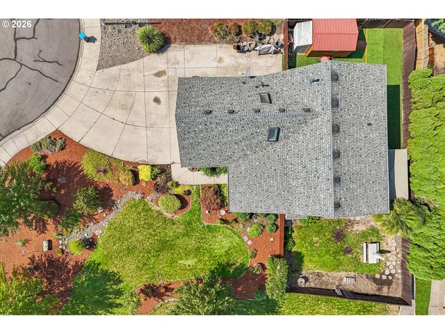 1641 Nw JEFFREY Ct, Mc Minnville, OR 97128