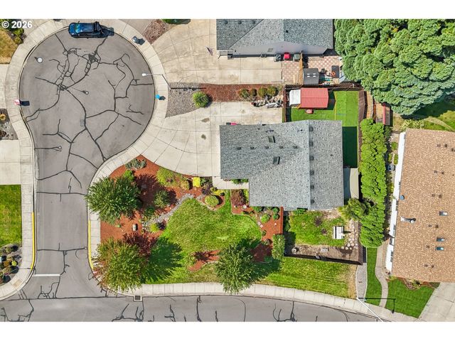 1641 Nw JEFFREY Ct, Mc Minnville, OR 97128