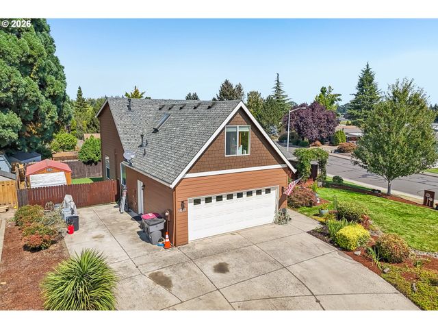 1641 Nw JEFFREY Ct, Mc Minnville, OR 97128
