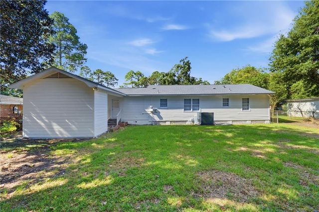 318 Sutherland Drive, Chickasaw, AL 36611