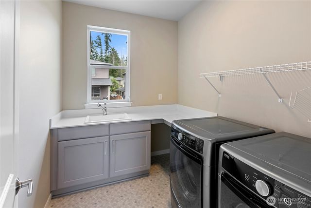 2424 NE Redford Street, Poulsbo, WA 98370