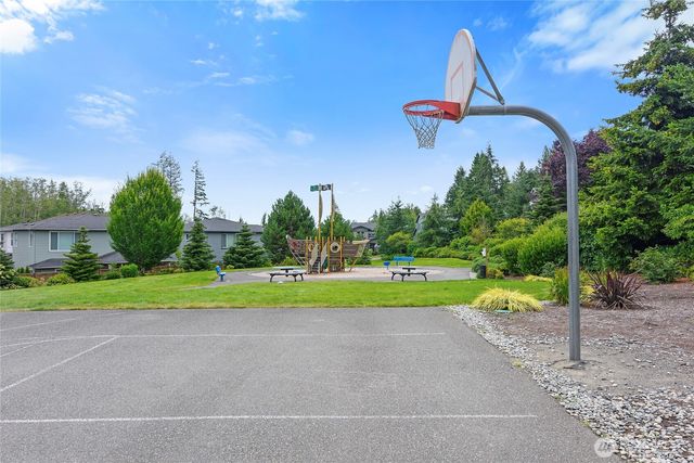 2424 NE Redford Street, Poulsbo, WA 98370