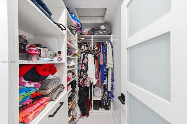 3728 NW 213th St, Miami Gardens, FL 33055