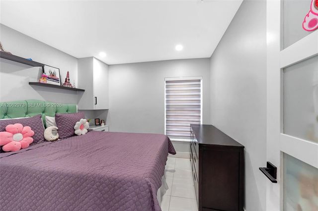 3728 NW 213th St, Miami Gardens, FL 33055