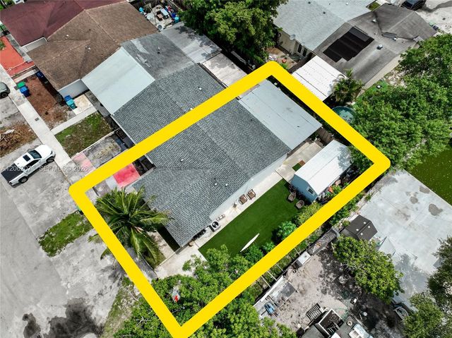 3728 NW 213th St, Miami Gardens, FL 33055