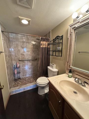 822 Bel Ric DRIVE, Kewaskum, WI 53040