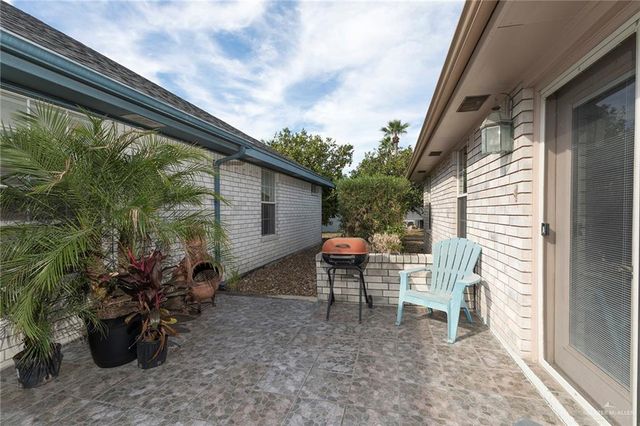 907 Lake View Drive, Mission, TX 78572