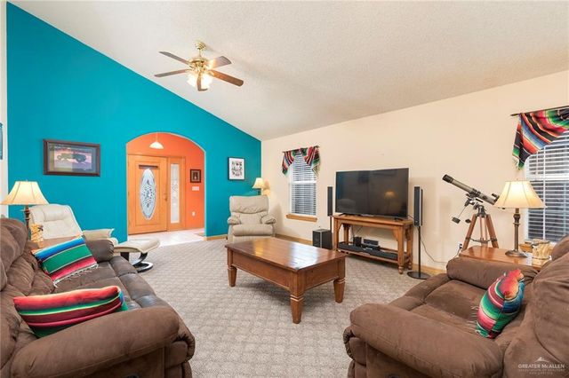 907 Lake View Drive, Mission, TX 78572