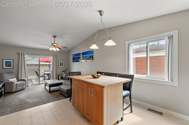 2386 Milverton Drive, Troy, MI 48083