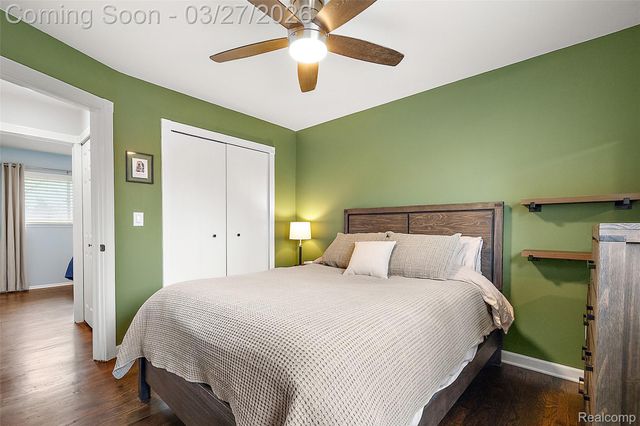 2386 Milverton Drive, Troy, MI 48083