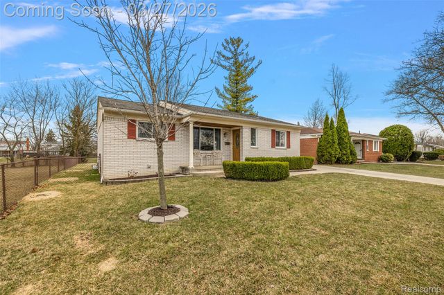 2386 Milverton Drive, Troy, MI 48083