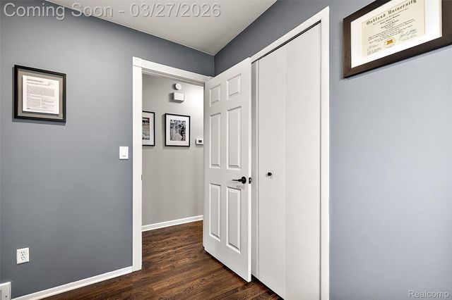 2386 Milverton Drive, Troy, MI 48083