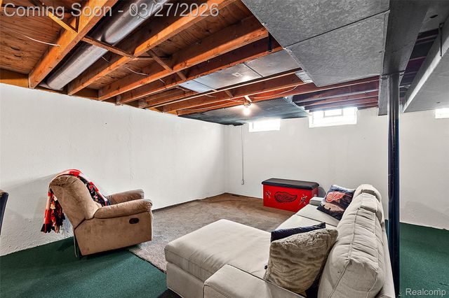 2386 Milverton Drive, Troy, MI 48083