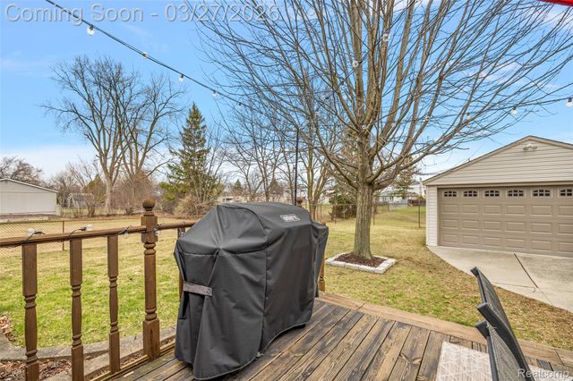 2386 Milverton Drive, Troy, MI 48083