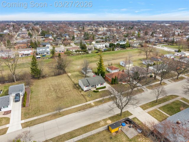 2386 Milverton Drive, Troy, MI 48083