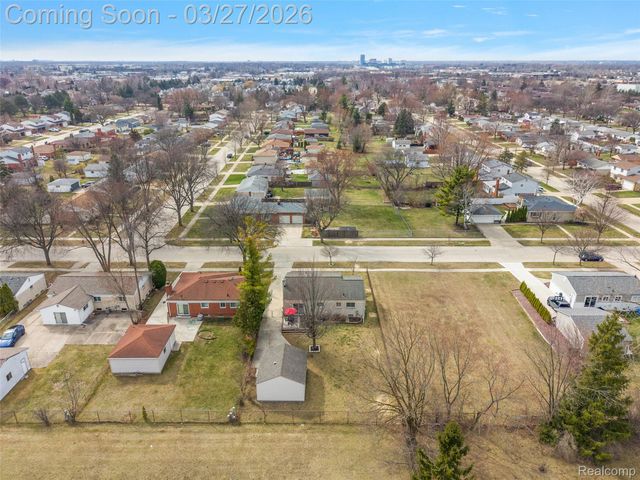 2386 Milverton Drive, Troy, MI 48083