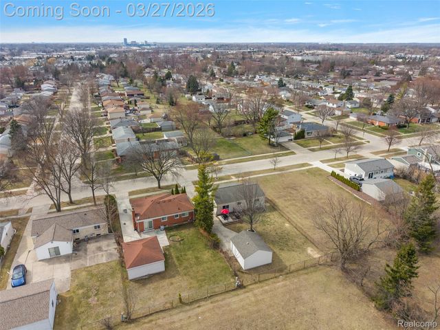 2386 Milverton Drive, Troy, MI 48083