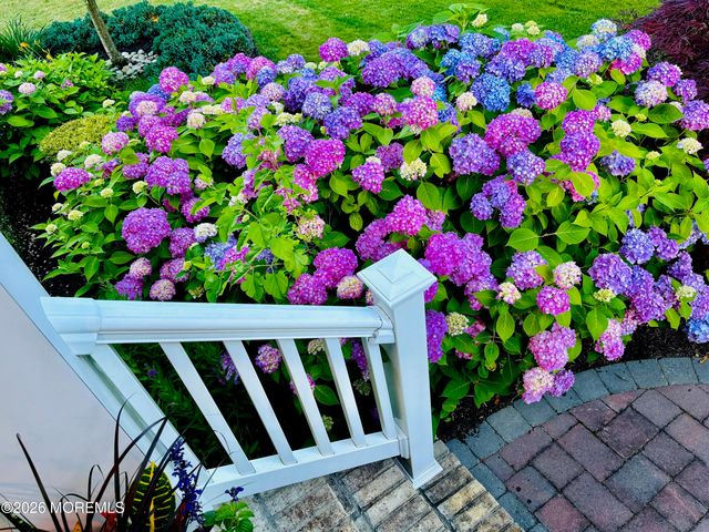 85 Lorelei Drive, Howell, NJ 07731