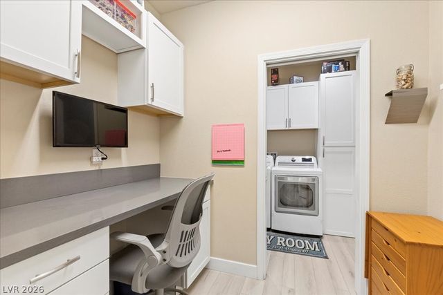 4870 Gusto Street, Las Vegas, NV 89135