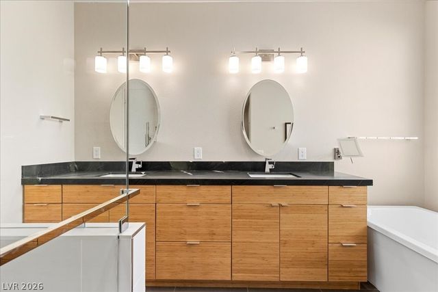 4870 Gusto Street, Las Vegas, NV 89135