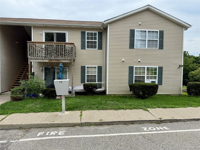 82 High Street 5, Chester, NY 10918