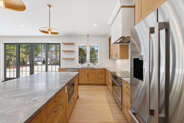 51 Revolutionary Road, Concord, MA 01742