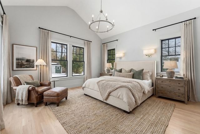 51 Revolutionary Road, Concord, MA 01742