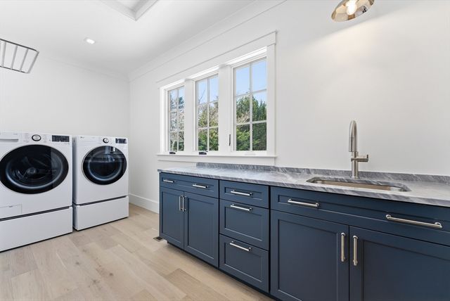 51 Revolutionary Road, Concord, MA 01742