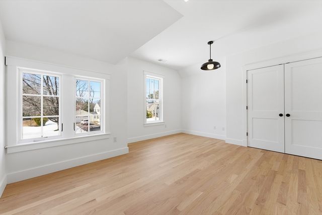 51 Revolutionary Road, Concord, MA 01742