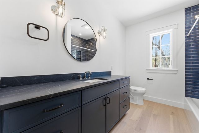 51 Revolutionary Road, Concord, MA 01742