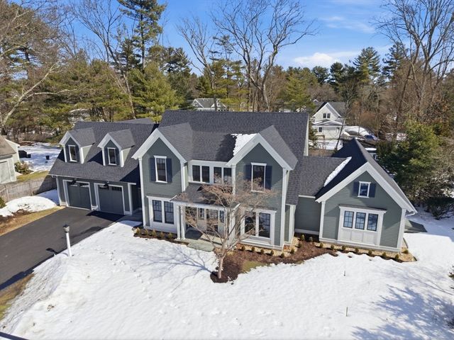 51 Revolutionary Road, Concord, MA 01742