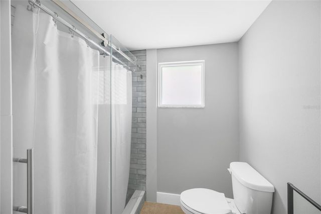 827 BLUE HERON BOULEVARD, Ruskin, FL 33570