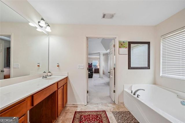 5742 Barrington Run, Union City, GA 30291