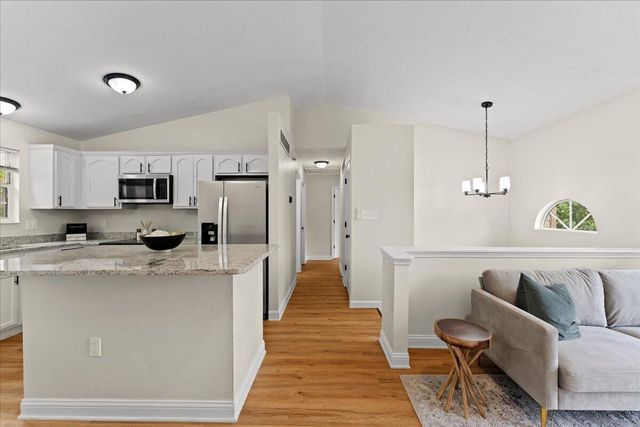 1046 Fallbrook Drive, Elsmere, KY 41018