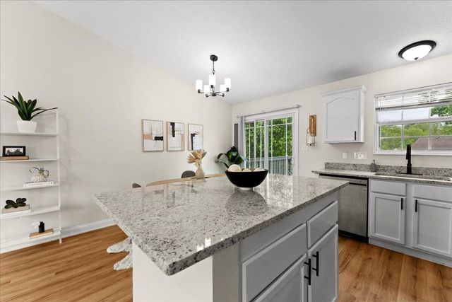1046 Fallbrook Drive, Elsmere, KY 41018
