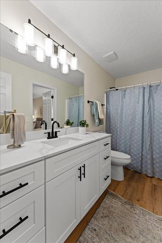 1046 Fallbrook Drive, Elsmere, KY 41018
