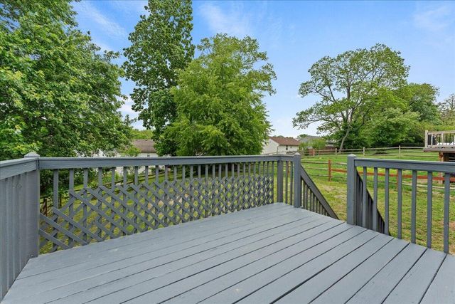 1046 Fallbrook Drive, Elsmere, KY 41018