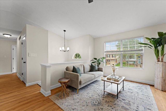 1046 Fallbrook Drive, Elsmere, KY 41018