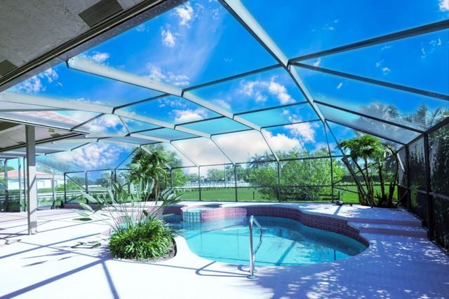 15360 Estancia Lane, Wellington, FL 33414