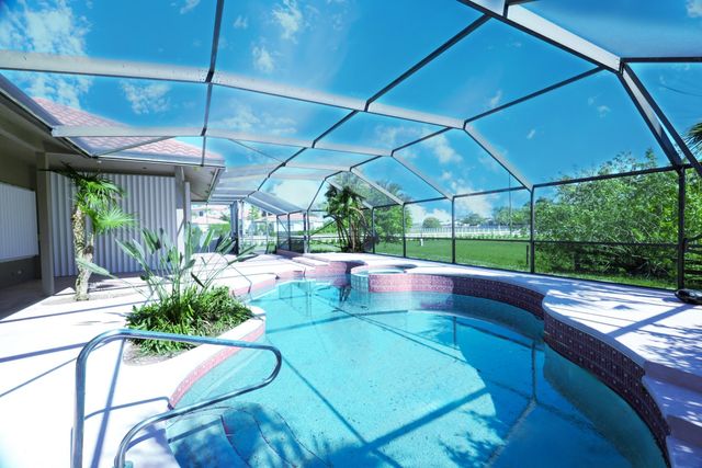 15360 Estancia Lane, Wellington, FL 33414