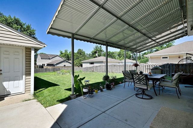 214 N William Street, Mount Prospect, IL 60056