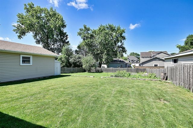 214 N William Street, Mount Prospect, IL 60056